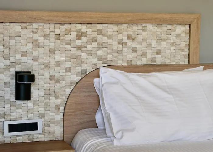 Metropolitan Pearl Boutique Hotel